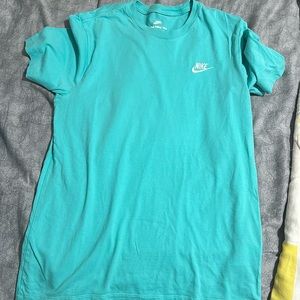 Nice light green shirt, fit nice wore it only once a little too small